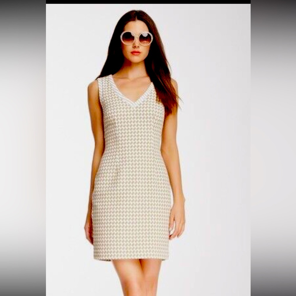 Trina Turk Lissome Houndstooth White/Beige sleeve sheath dress size 2